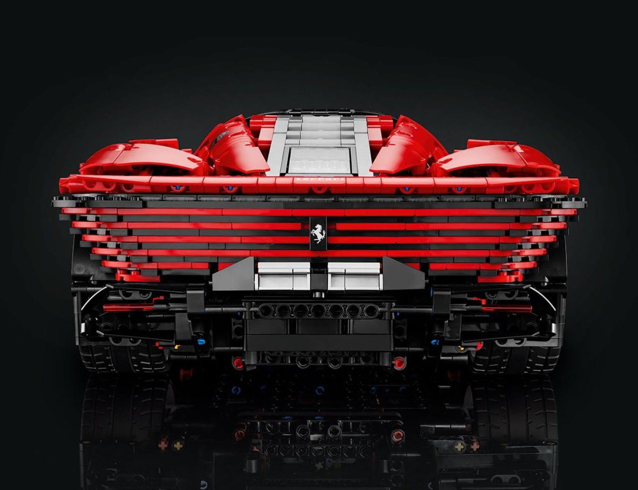 lego-2022-technic-42143-ferrari-daytona-sp3-0005.jpg