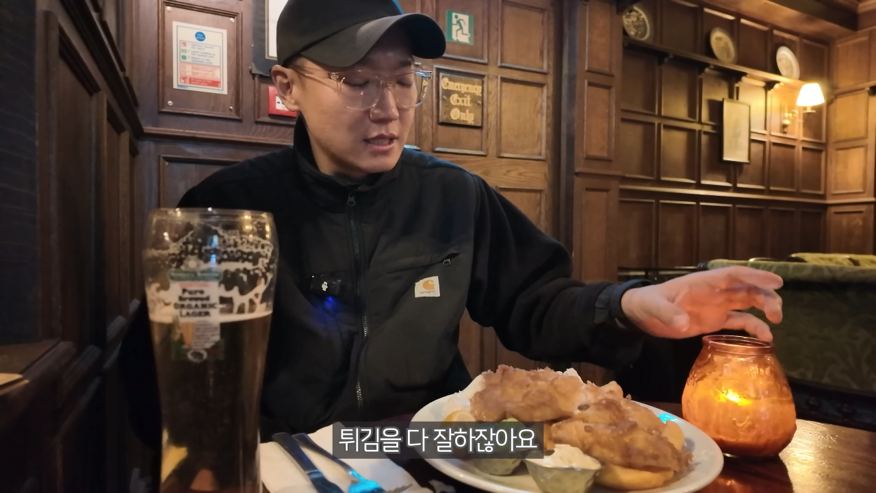 영국 육식 탐방기 _ 억지 괴식 말고 _진짜 영국의 맛_ 28-34 screenshot (1).png 영국 본토의 \'진짜\' 정통 피쉬앤칩스 . jpg