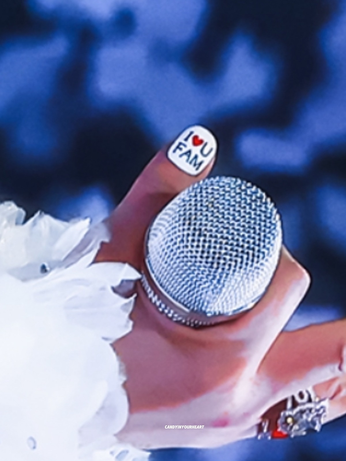 스탭들에게 아낌없이 퍼주는 지드래곤 (플렉스목록들) 23번째 사진