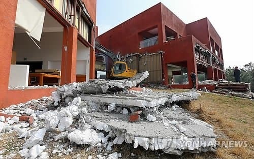 세계적인 현대 건축가의 유작 - 꾸르