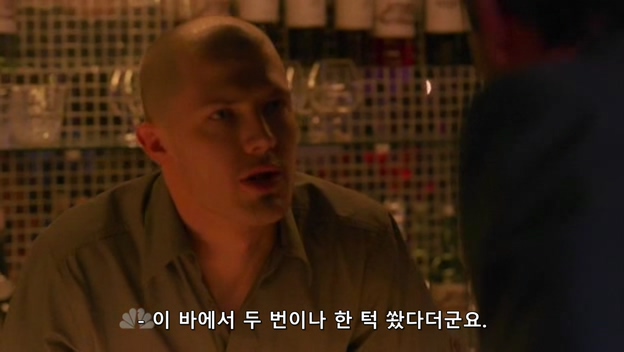 The.Philanthropist.S01E06.HDTV.XviD-FQM.avi_20181217_140224.995.jpg 대기업 회장의 카드를 누군가 마음대로 쓴다면? 대기업 회장의 카드를 홈쳐서 맘대로 쓴다면???