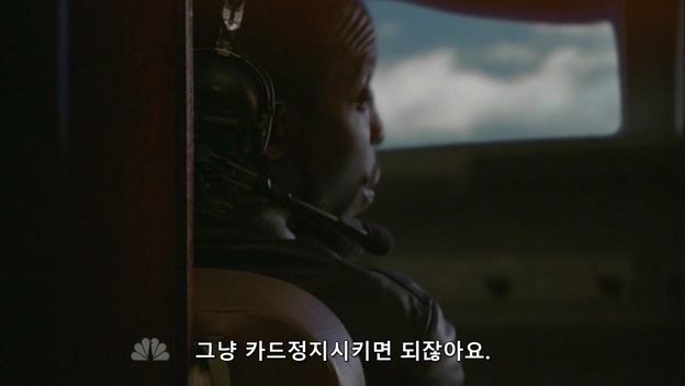 The.Philanthropist.S01E06.HDTV.XviD-FQM.avi_20181217_140128.195.jpg 대기업 회장의 카드를 누군가 마음대로 쓴다면? 대기업 회장의 카드를 홈쳐서 맘대로 쓴다면???