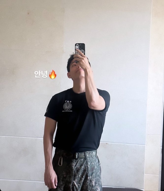 IMG_3318.jpeg BTS 뷔 한강 노벨문학상 축하 스토리.JPG