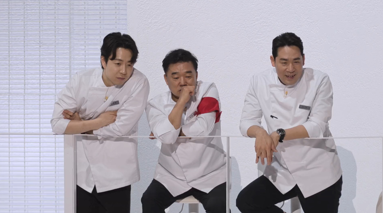 10년이 지나도 허세가 없어지지 않아 팬들이 안심한 사람.jpg (11)