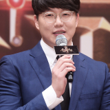 [단독] 성시경 매니저, 결국 고발 당했다