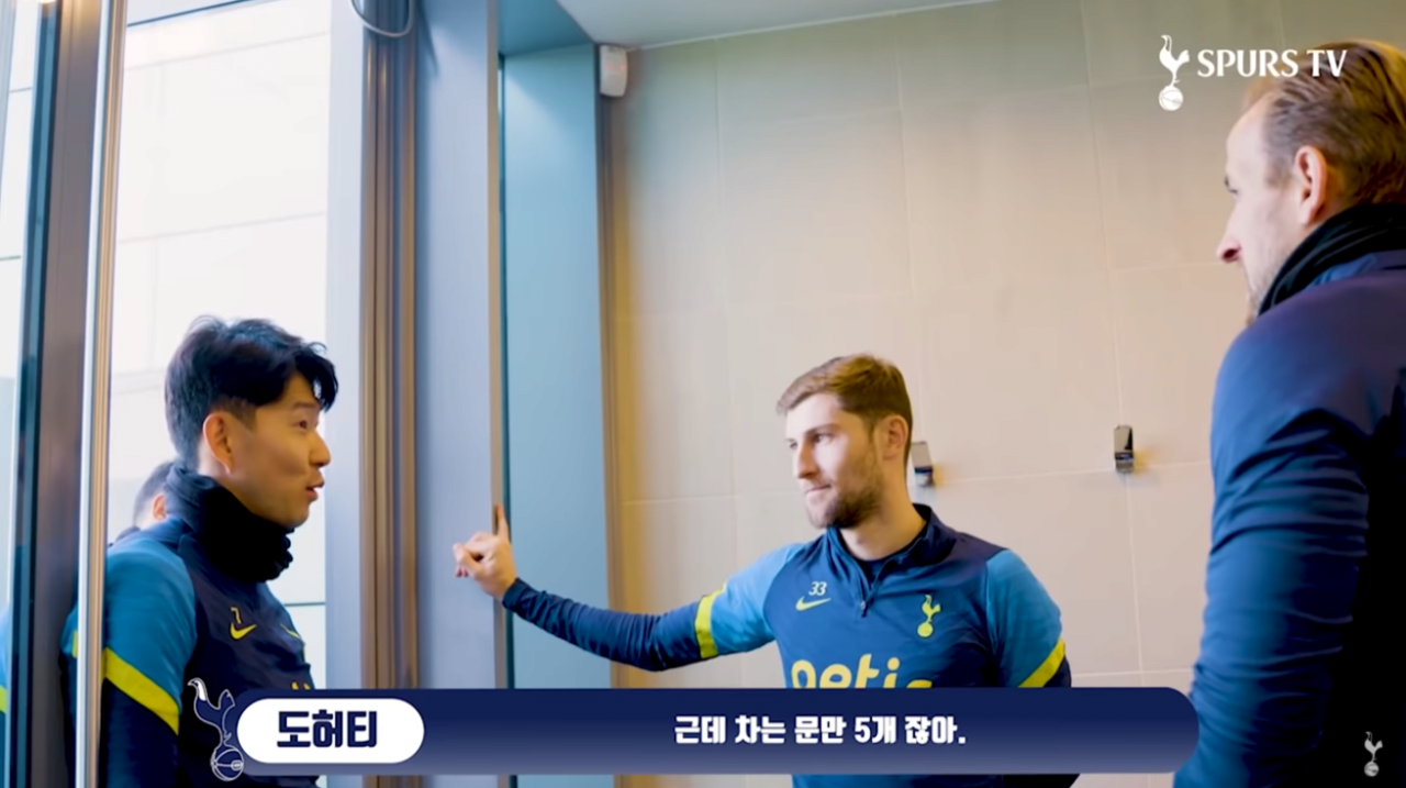 4.PNG 논란의 바퀴 vs 문 근황 . jpg