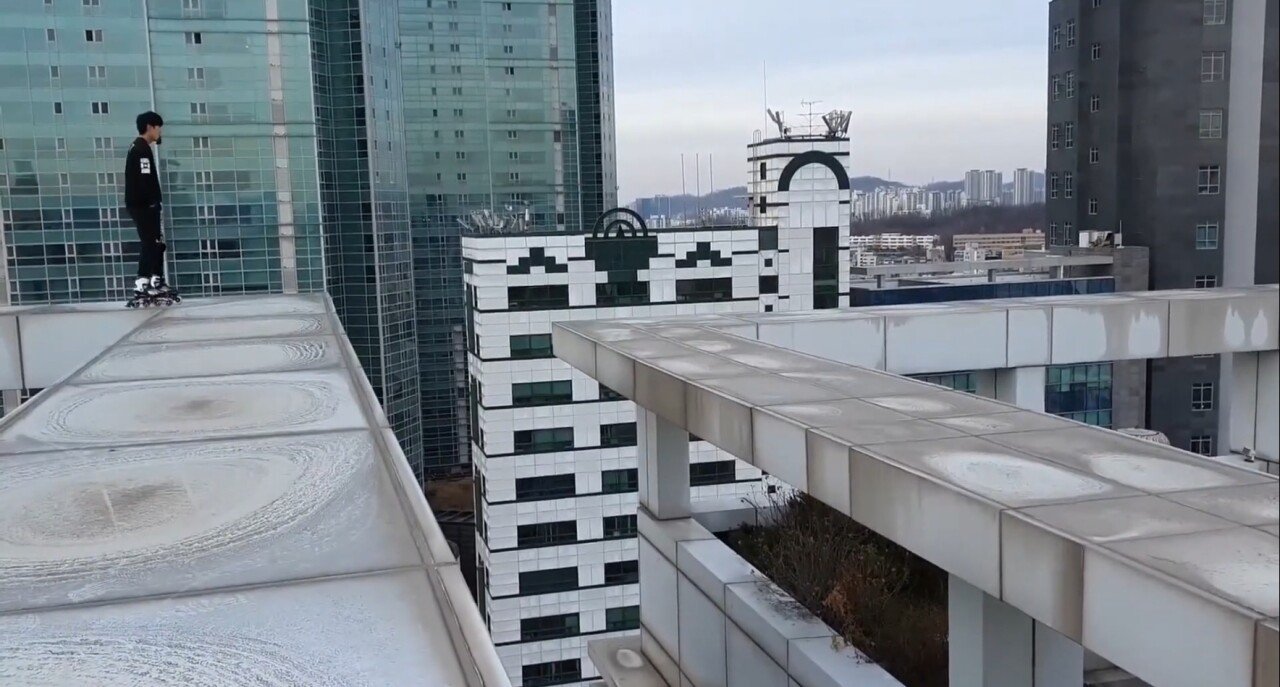 Screenshot_20210720-054630_YouTube.jpg 한국에서 담력 젤쎈놈