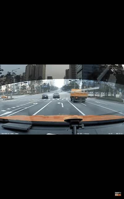 9786BA47-AFC9-440D-B32E-EF1C7F85E262.gif