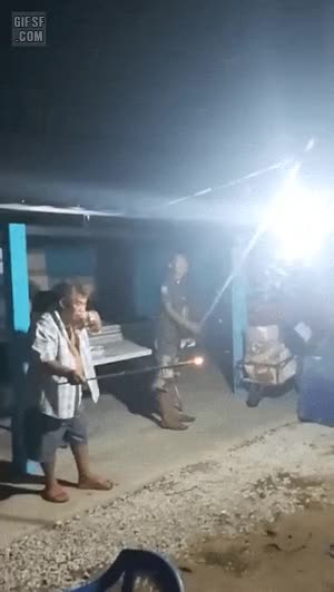 날벌레_한번에_잡기.gif