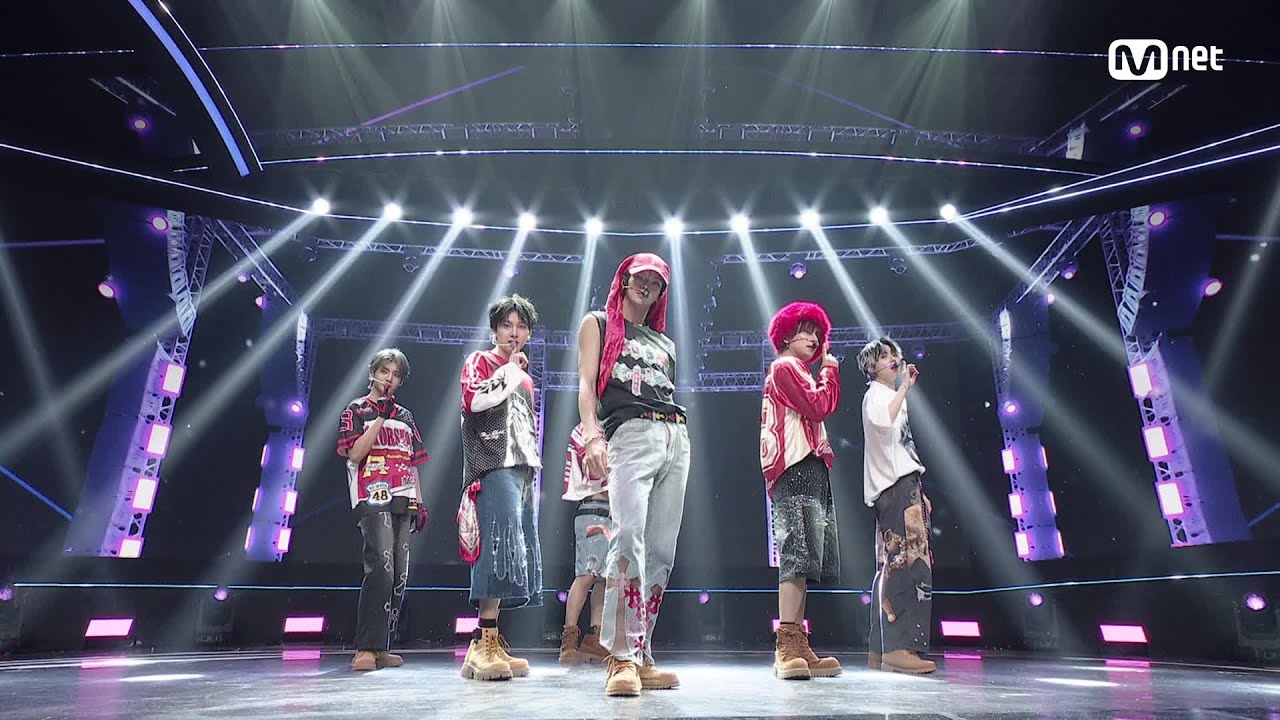 [엠카 컴백 첫방] WAKER (웨이커) - LiKE THAT