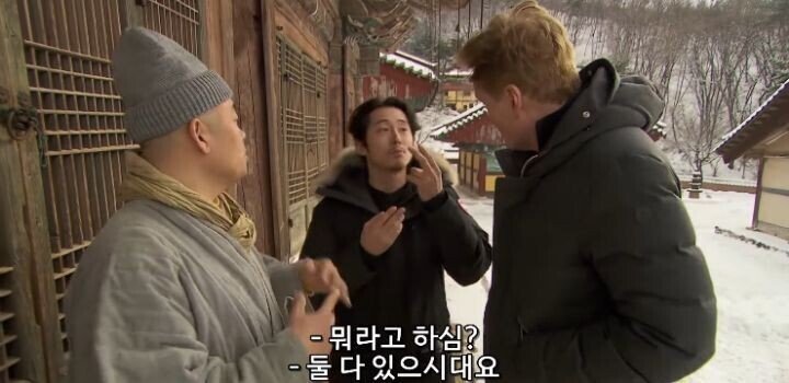 스님을 보고 당황한 외국 연예인 ㄷㄷ...jpg