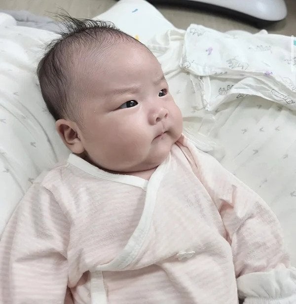 IMG_2342.webp.ren.jpg 태명이 \'망곰이\'였던 아기 근황