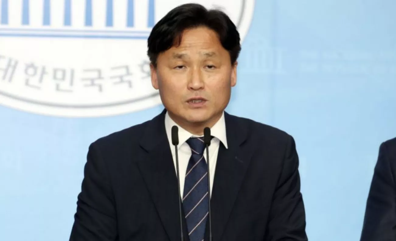 현재 민주당 163명 개무시 중인 투톱 .jpg 2번째 사진