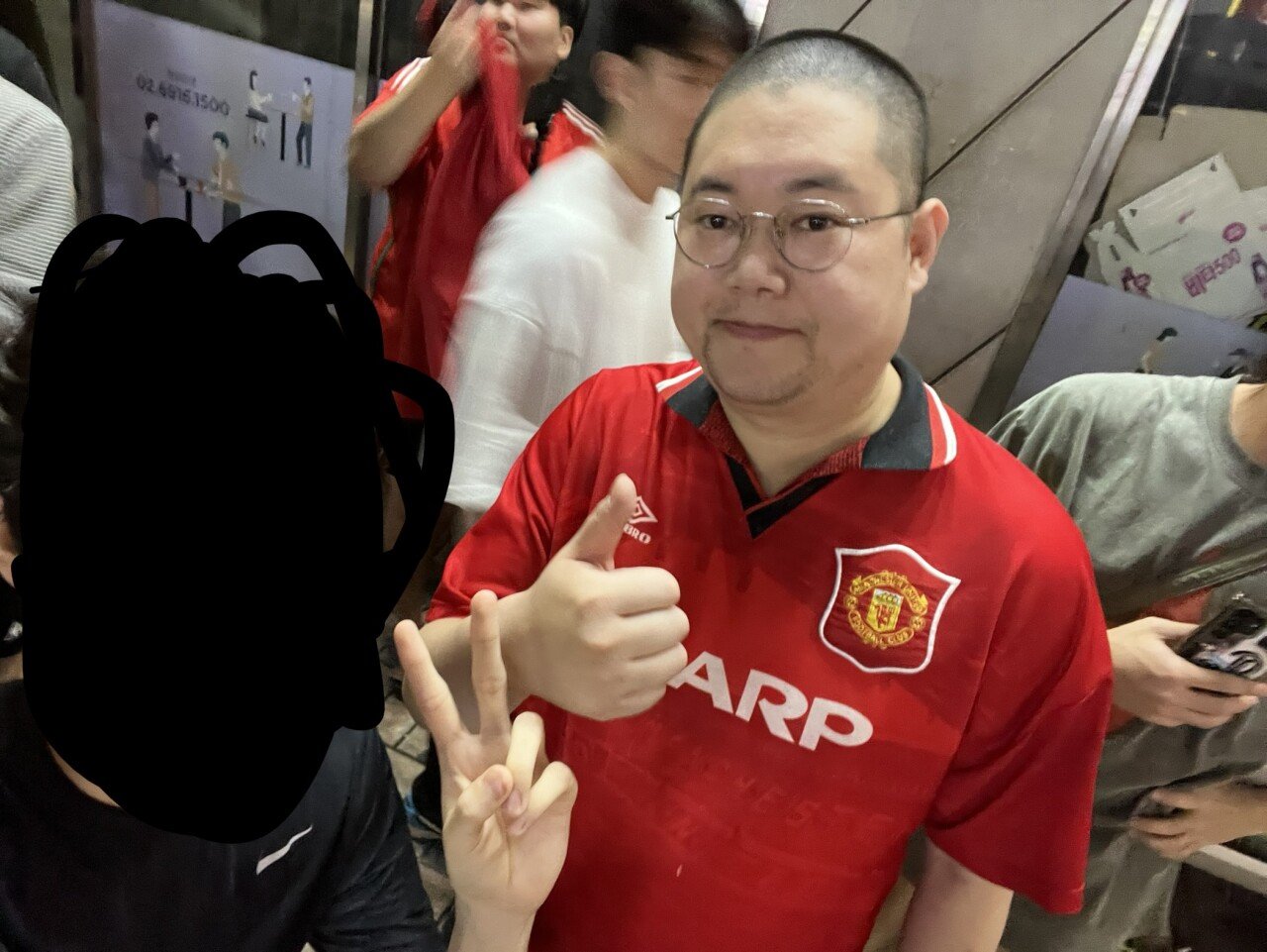 방금 길에서 감스트 만나고 사진 찍음ㅋㅋㅋㅋㅋ