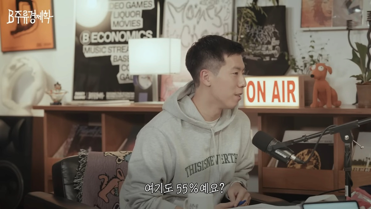 image.png 수상할 정도로 비슷한 출판사 재무제표.jpg