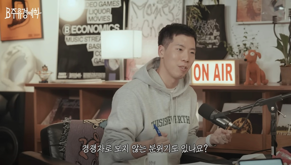 image.png 수상할 정도로 비슷한 출판사 재무제표.jpg