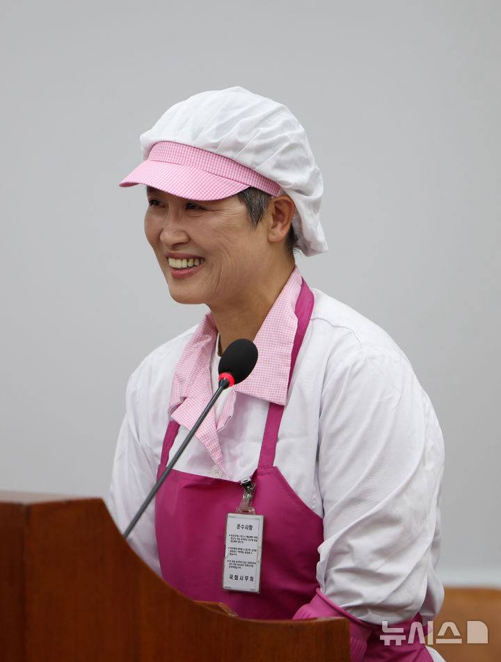 국정감사에 등장한 급식실 밥솥.twt 6번째 사진