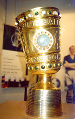 150px-Schalke_DFBpokal_schief2.jpg