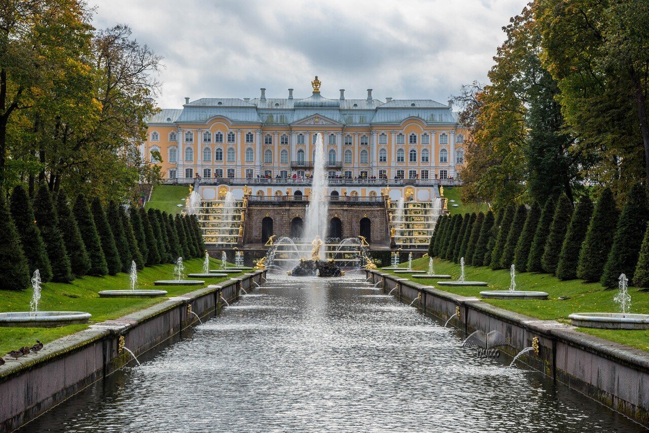 Saint Petersburg Peterhof Palace.jpg 러시아 도시들
