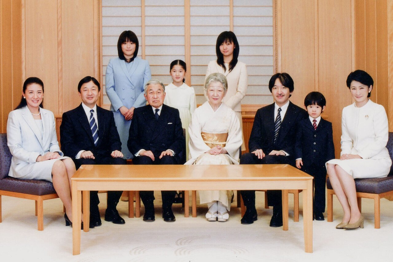 272693-1600x1066-japanese-royal-family.jpg 세계의 다양한 황인들