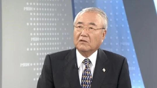 GQlph.webp.ren.jpg 김영삼 대통령의 또 하나의 큰 업적(하나회 숙청) 하나회 박살낸 김영삼 대통령