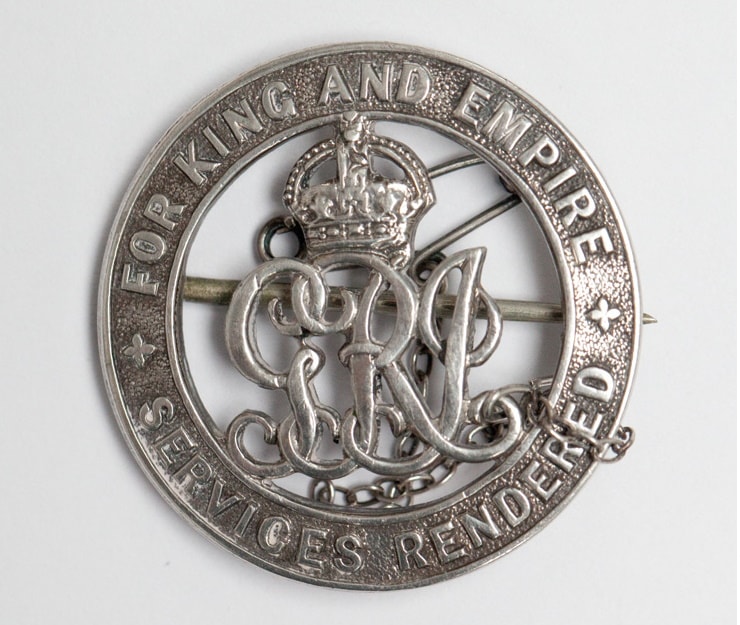 silver-war-badge.jpg