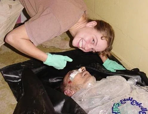 image.png 혐오)아름다운 미국 여군의 미소 뒤에 숨겨진 무서운 사건