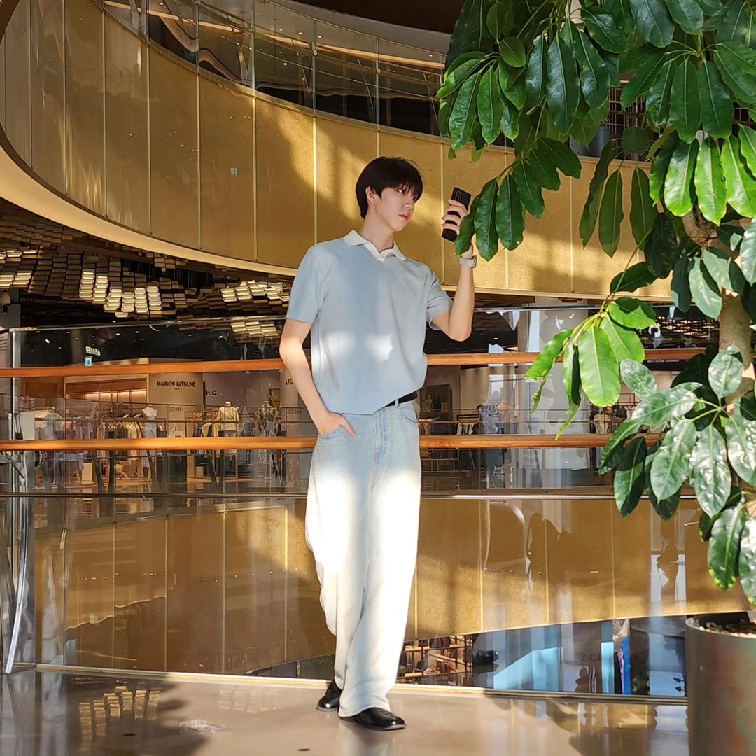 #ootd #패션 #모델 #모델지망생 #롯데월드몰 #model #fashion #나들이#맑음.heic.jpg (스압) 영재발굴단 방송에 출연한 산골 소년 시인.jpg