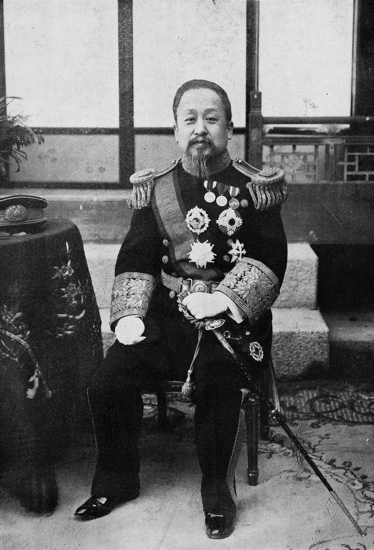 Gojong_of_the_Korean_Empire_02.jpg 고종이 유일하게 강력히 저항했던 일