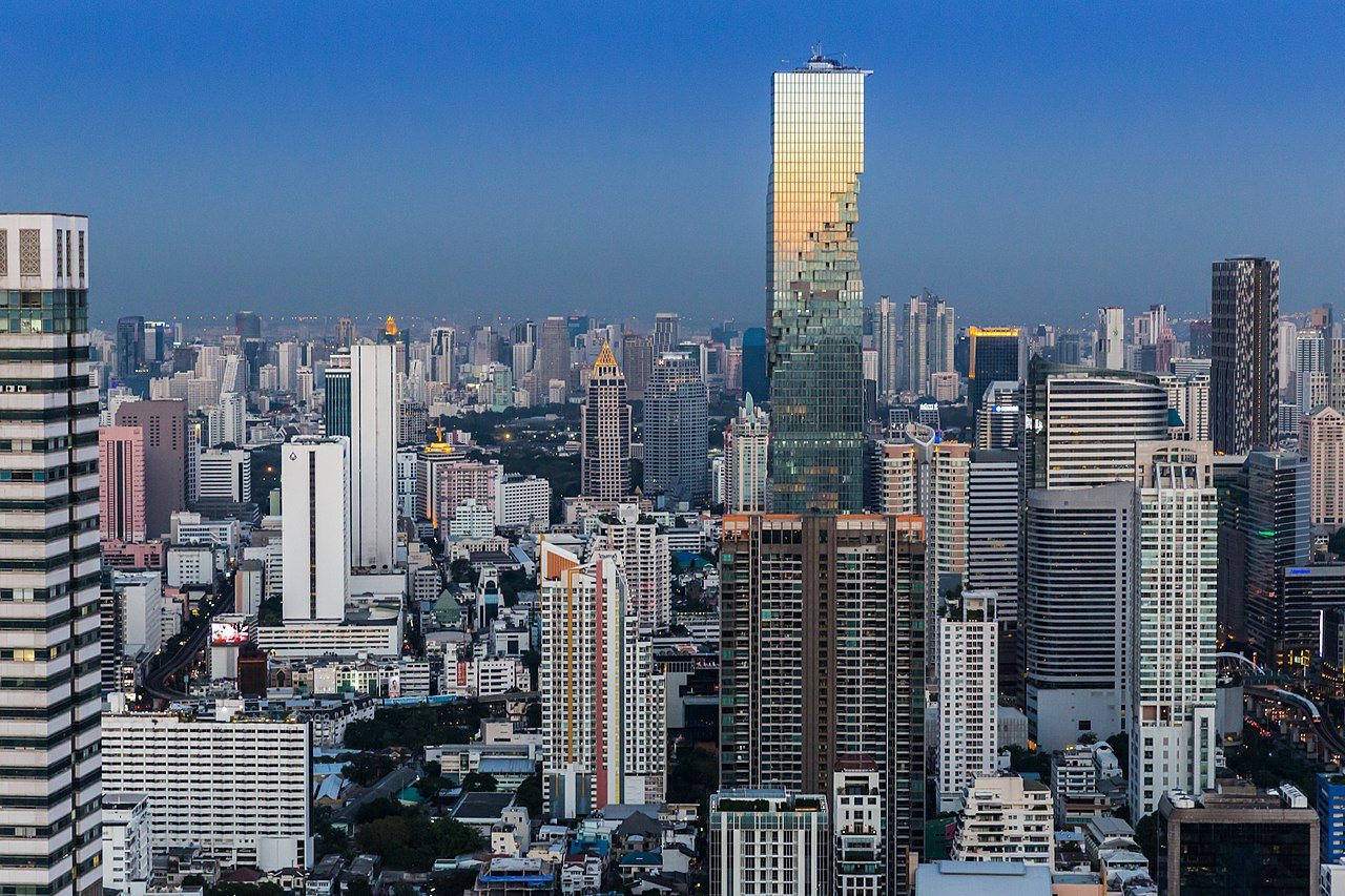 1280px-4Y1A1159_Bangkok_(33536795515).jpg 마천루가 많은 도시 TOP 25