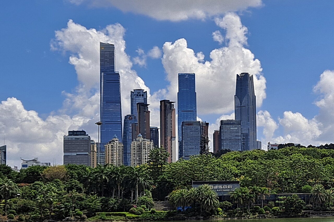 Skyline_of_China-ASEAN_Business_Center_in_Qingxiu_District-1.jpg 마천루가 많은 도시 TOP 25