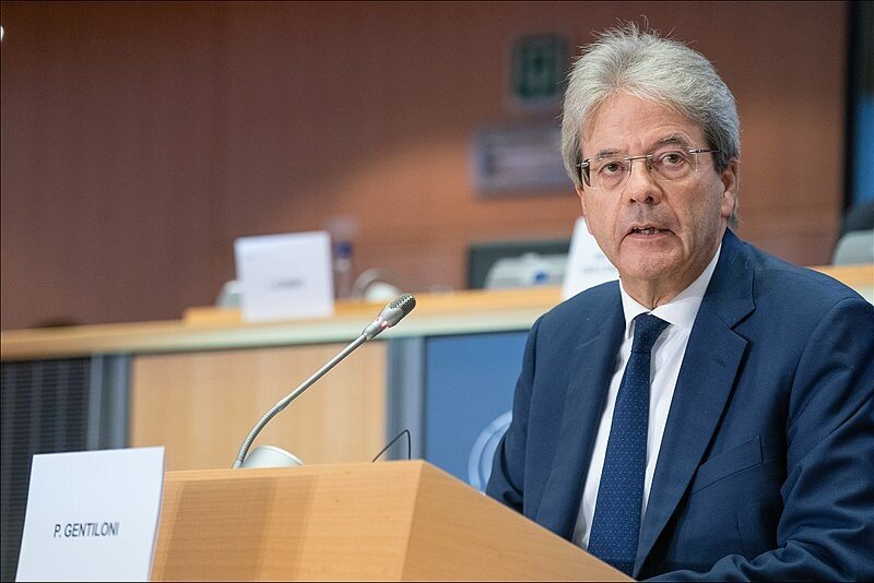 800px-Hearing_with_Paolo_Gentiloni,_candidate_commissioner_for_economy_(48836479112).jpg 2022 이탈리아 대통령 선거 유력 후보들을 araboza.