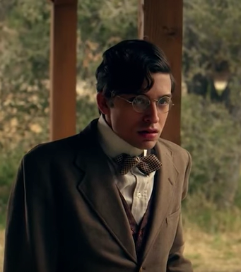 Quentin.png 하버드 대학에는 소설 캐릭터가 자살한 장소를 기리는 명패가 있다?