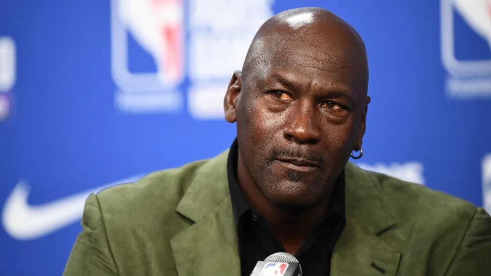 JORDAN.webp.ren.jpg NBA 선수 출신 억만장자들 TOP3