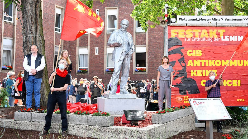 festakt-lenin-der.jpg