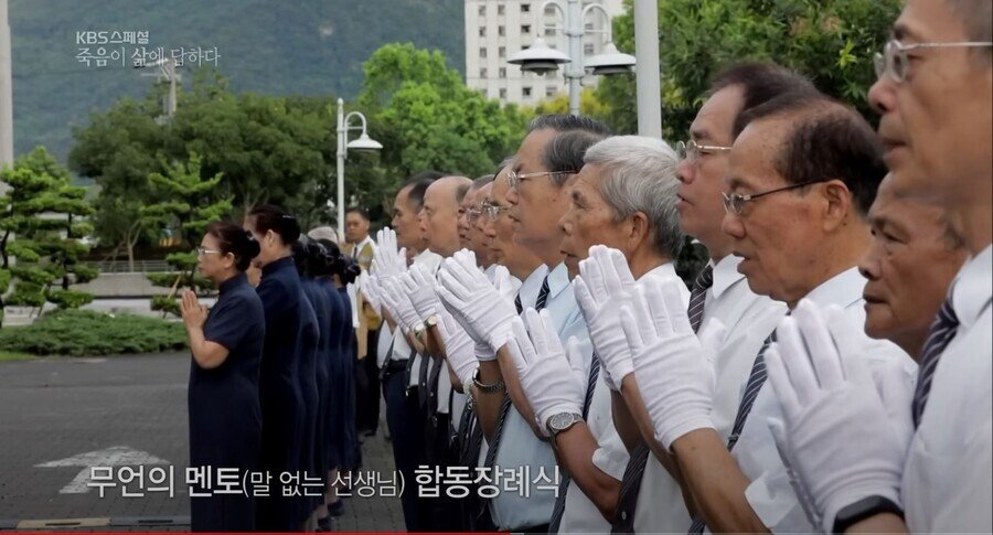 pic_026.jpg 어느 대만 의과대학의 특이한 문화 \'말없는 멘토\'