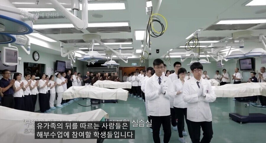 pic_014.jpg 어느 대만 의과대학의 특이한 문화 \'말없는 멘토\'
