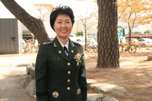 YA_NP_20091109_00128641_P.jpg 우리나라 국군에서 여군이 장군으로 진급한 사례들