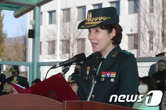 optimize.jpeg 우리나라 국군에서 여군이 장군으로 진급한 사례들