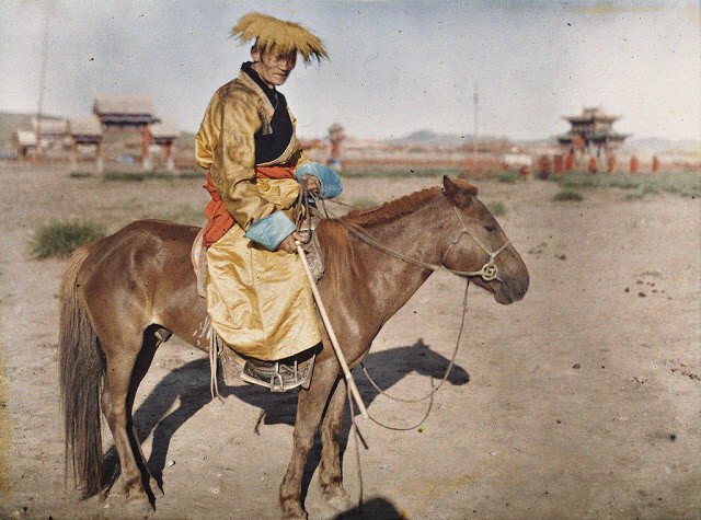 25E6294B-BE17-48CE-B125-6E34FDD0787B.jpeg 20세기초 몽골의 컬러사진들
