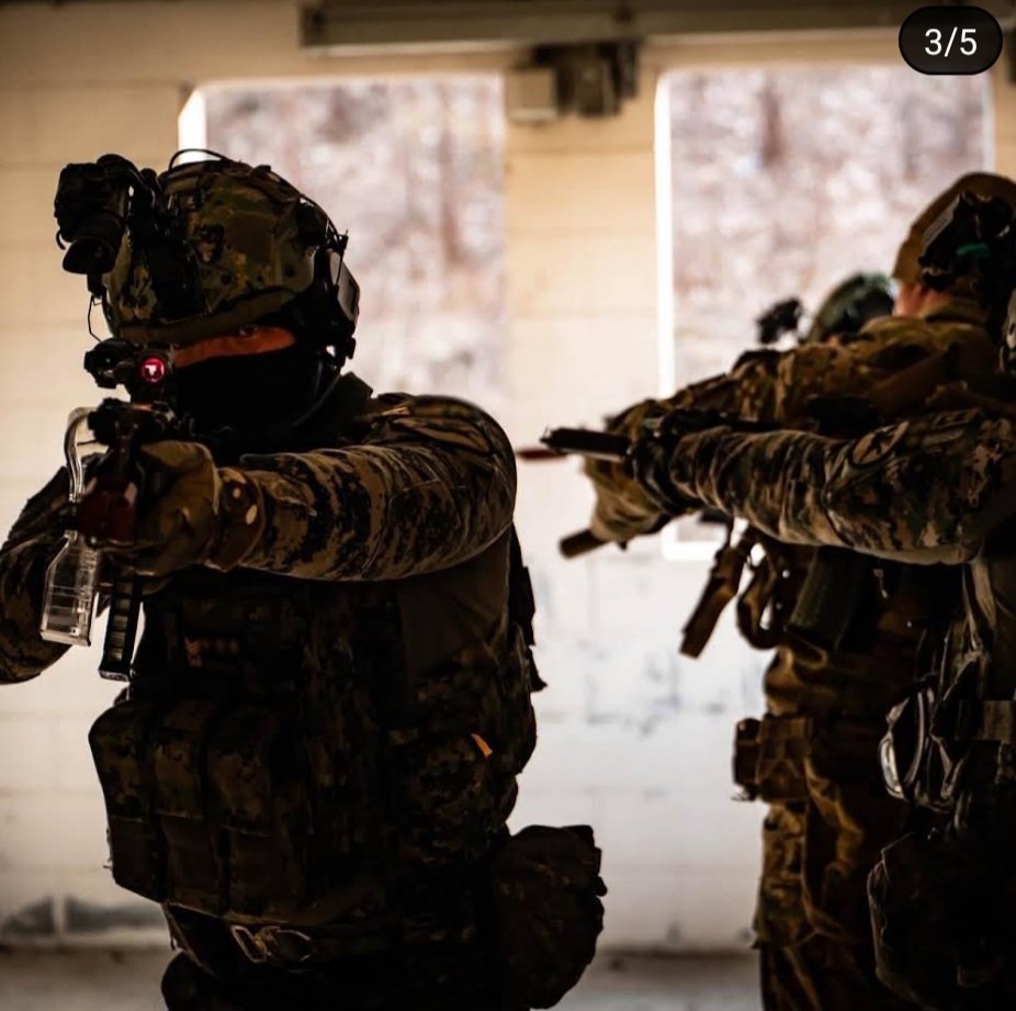1000006112.jpg 미 특수부대와 연합훈련 중인 한국 특전사 사진들