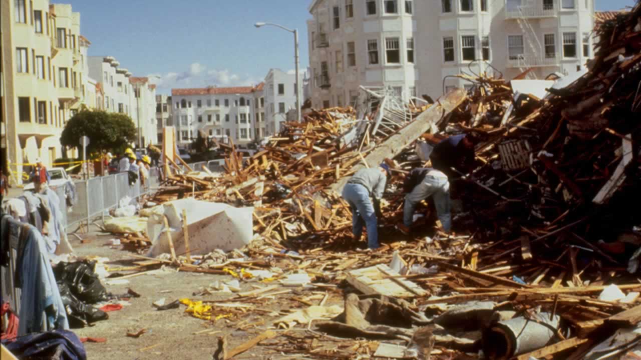343592_LP_QUAKE GALLERY_1280X720_01.jpg 인류 역사상 최초로 생중계된 지진
