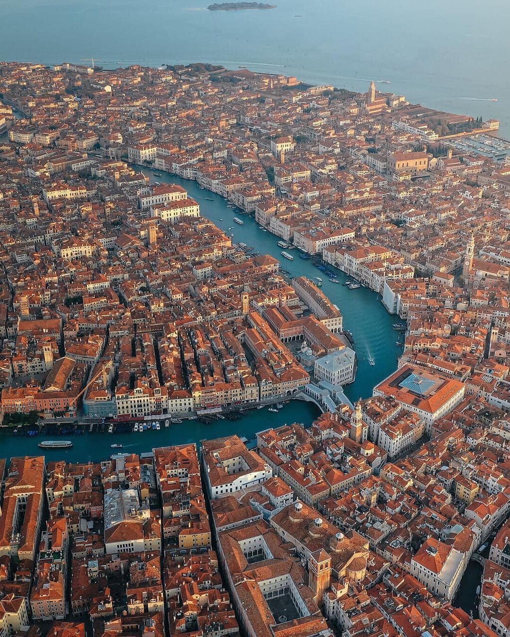 베네치아.jpeg 세계 주요 도시들의 항공샷들.JPG
