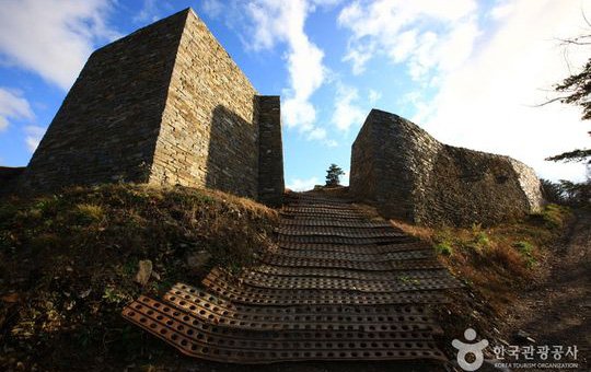 tour_06.jpg 맞는 게 하나도 없는 온달산성