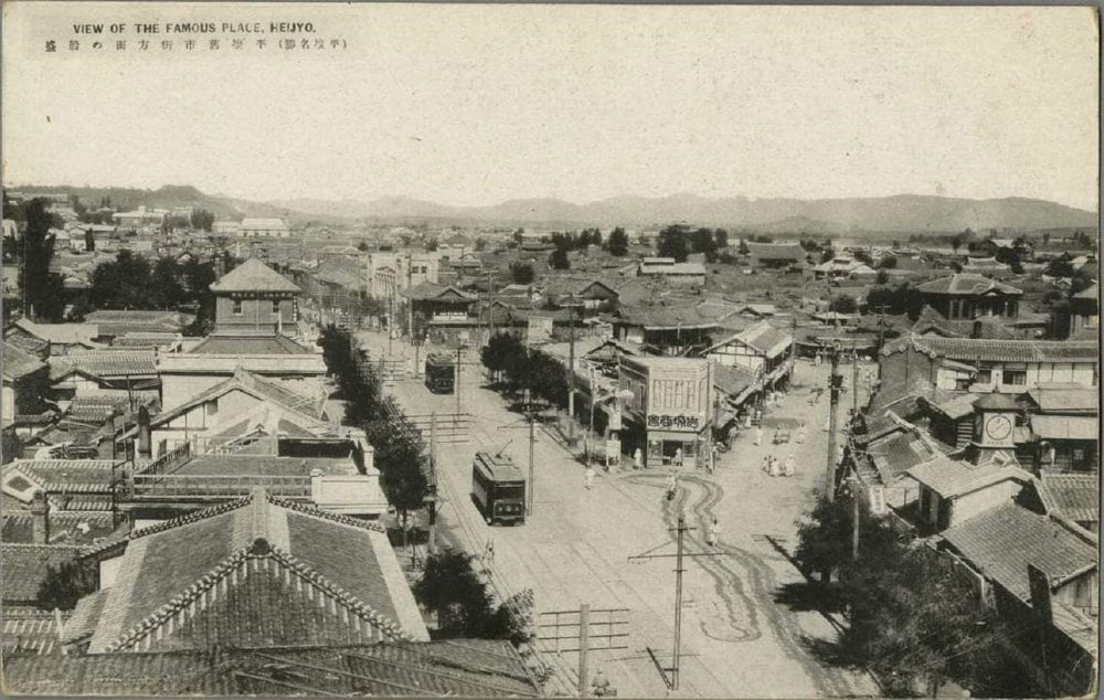d9cd813400c8f442ba319b05a8220d46a654e3a7e8ca489a6ab2b07894409113.jpg 북한의 손에 넘어가기전 1920~30년대 평양의 모습