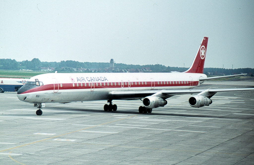 Air_Canada_Douglas_DC-8.jpg