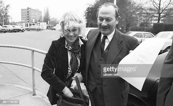 gettyimages-551175797-594x594.jpg