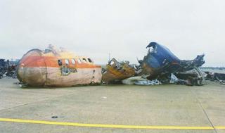 320px-Singapore_Airlines_Flight_006_wreckage.png.jpg