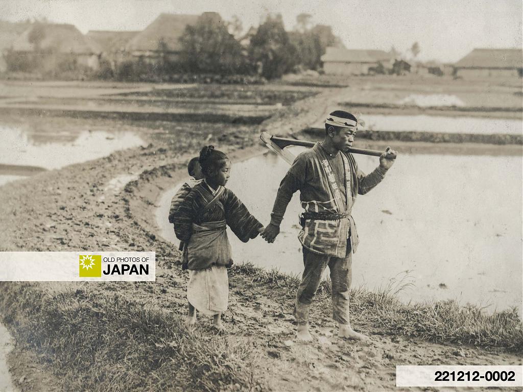 1901s Japan father and daughter.jpg 19~20세기 일본 농촌의 모습