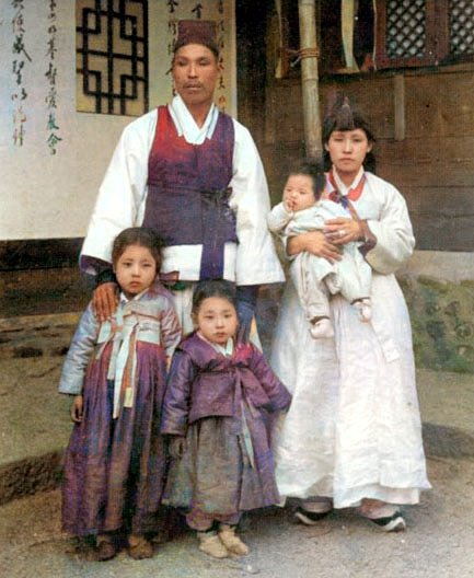 i16592272046-colorized.jpg 구한말~1910년대 한국인들의 모습과 한국의 풍경 (컬러복원)